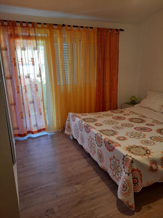 Apartmani Gracela Vodice Esterno foto